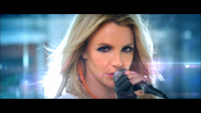 BritneySpears_IWannaGo_USZM21100086_2_mov_snapshot_01_34_2021_06_26_23_30_26.png