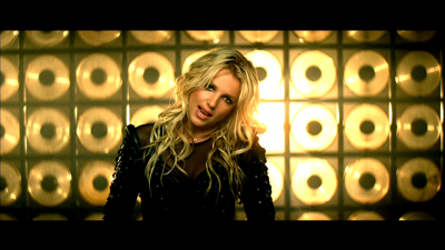BritneySpears_DANCETillTheWorldEnds_USZM21100068_mov_snapshot_03_17_2021_06_26_23_09_30.png