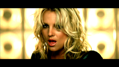 BritneySpears_DANCETillTheWorldEnds_USZM21100068_mov_snapshot_04_45_2021_06_26_23_21_15.png