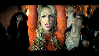 BritneySpears_TillTheWorldEnds_USZM21100055_mov_snapshot_03_14_2021_06_27_02_04_16.png
