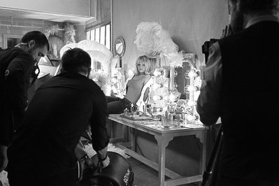 BritneySpears-DressingRoom-BW.jpg