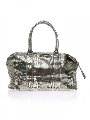 Click to view full size image
==============
Product Title: Cosmic Radiance Gift Bag
Brand: Britney Spears
Color: Golden/Black
Material: Polyester/Leather/Textile
Handbag Type: Clutches
Product Title: Cosmic Radiance Gift Bag
Brand: Britney Spears
Color: Golden/Black
Material: Polyester/Leather/Textile
Handbag Type: Clutches